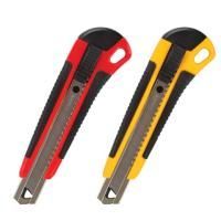 Нож канцелярский 18мм автофиксатор с резиновой вставкой+3лезв, блистер Brauberg 1/12/144 Нож канцелярский 18мм автофиксатор с резиновой вставкой+3лезв, блистер Brauberg 1/12/144