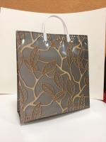 Пакет с пластмассовыми ручками (35х36+10) Листья 10/50 Пакет с пластмассовыми ручками (35х36+10) Листья 10/50