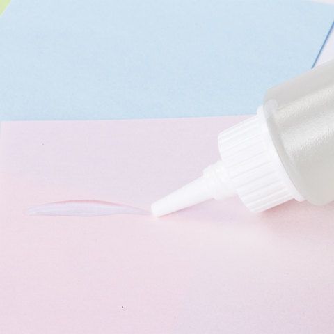 Клей канцелярский силикатный 110г BRAUBERG 1/72 Клей канцелярский силикатный 110г BRAUBERG 1/72