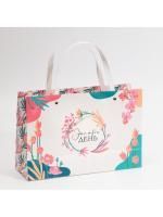 Пакет подарочный бумажный (30х20х10) Это твой день 1/200 Пакет подарочный бумажный (30х20х10) Это твой день 1/200